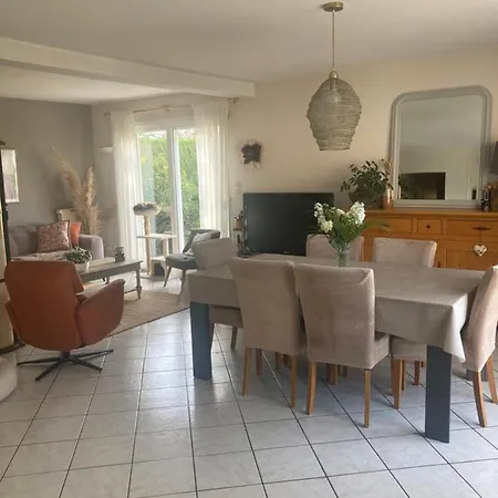 Maison Du Jour J Holiday home Vaucelles